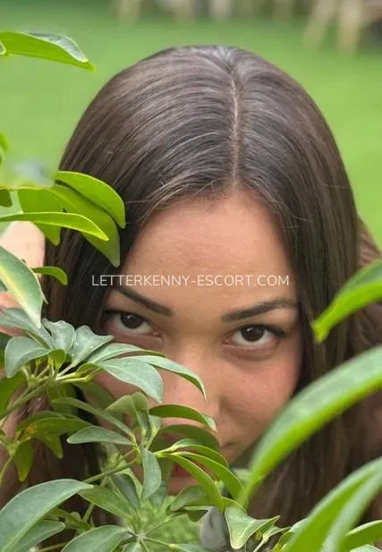 Letterkenny escort Julia — 1
