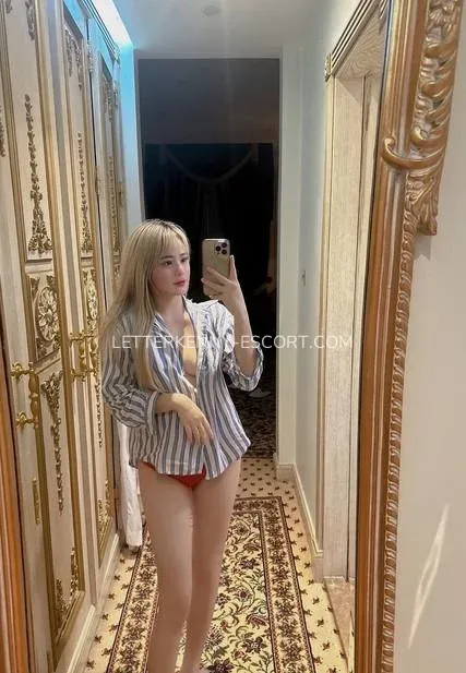 Letterkenny escort Maria — 5