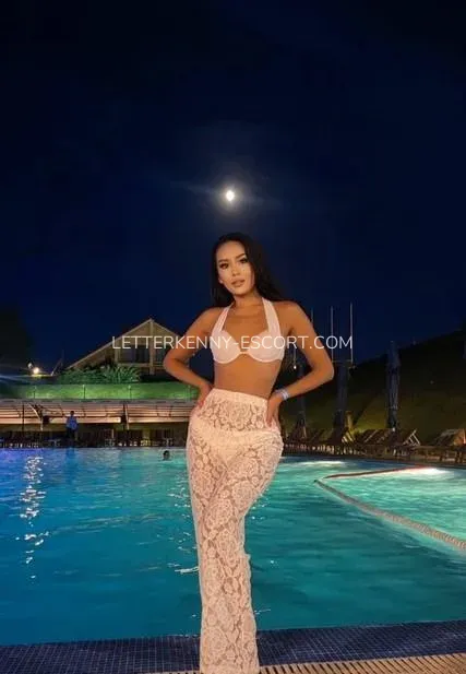 Letterkenny escort Christina — 3