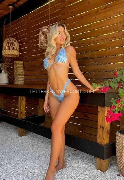Letterkenny escort Zoe — 1