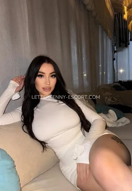 Letterkenny escort Klara — 4
