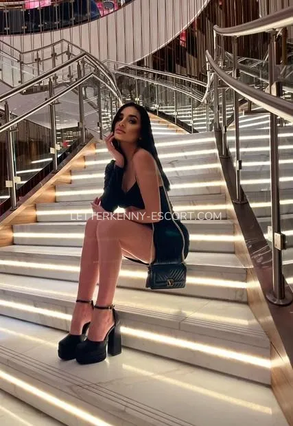Letterkenny escort Lindsey — 2