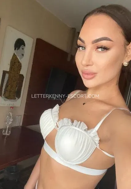 Letterkenny escort Kayla — 1