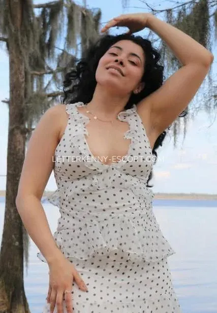Letterkenny escort Chloe — 3