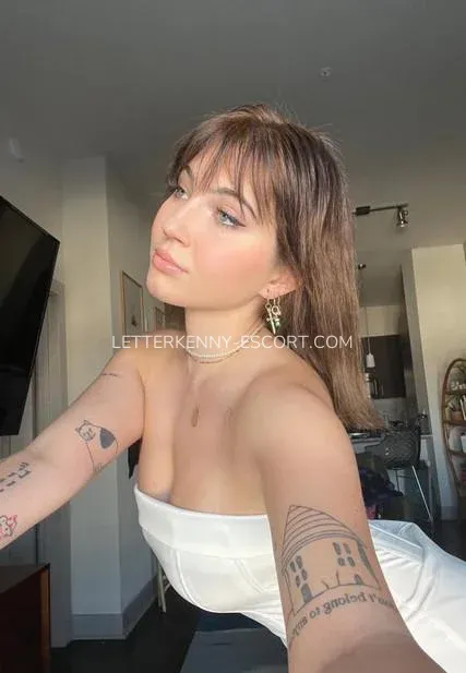 Letterkenny escort Maria — 1