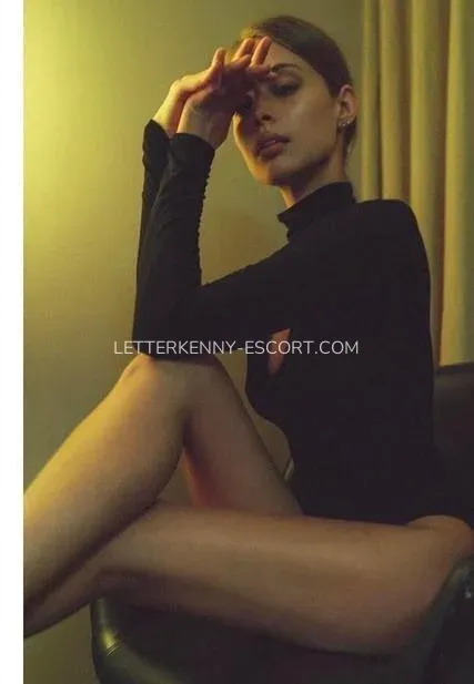 Letterkenny escort Karolina — 3