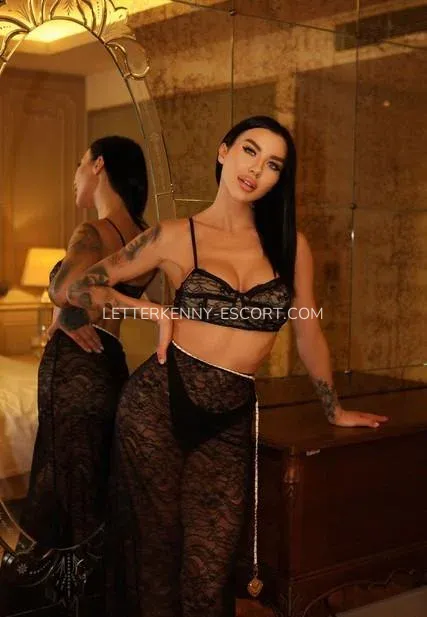 Letterkenny escort Zoe — 1