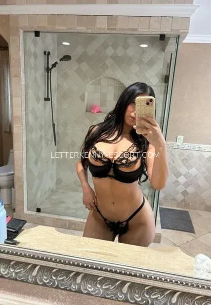 Letterkenny escort Molly — 4
