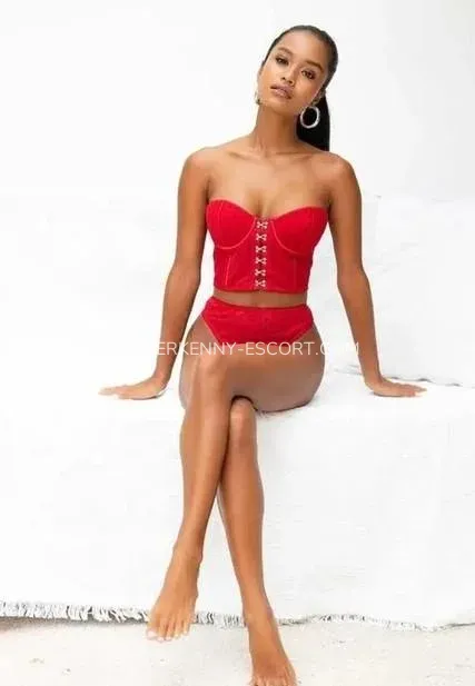 Letterkenny escort Maja — 3