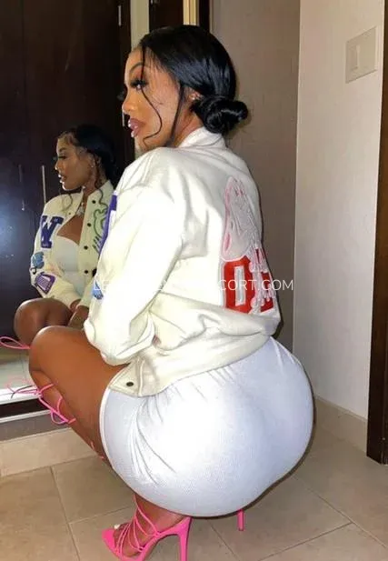 Letterkenny escort Maya — 3
