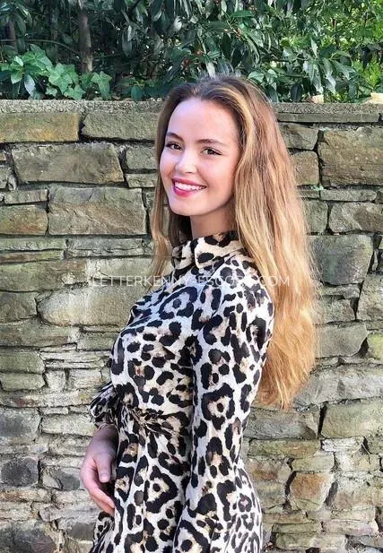 Letterkenny escort Anna — 1