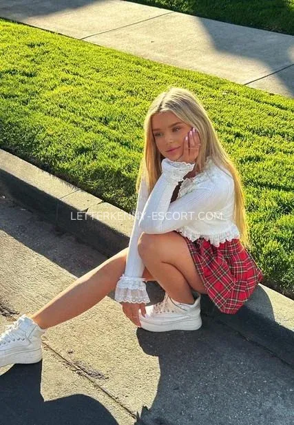 Letterkenny escort Caroline — 1