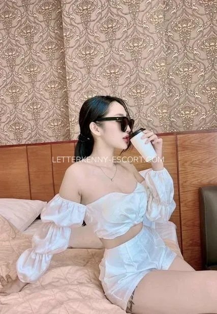 Letterkenny escort Mia — 6