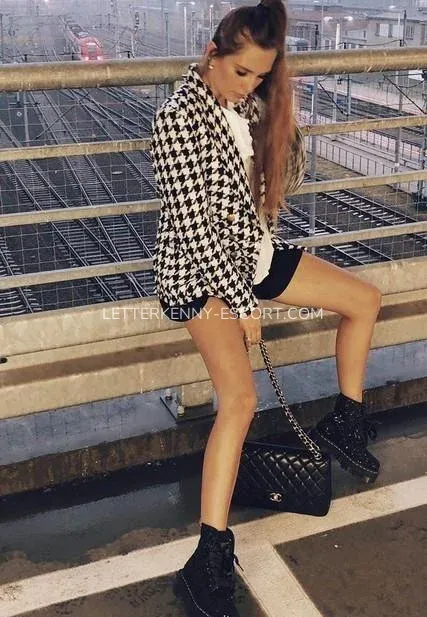 Letterkenny escort Camila — 5