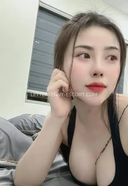 Letterkenny escort Sabrina — 5