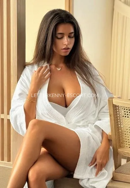 Letterkenny escort Christina — 2