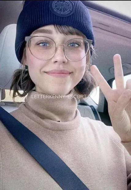 Letterkenny escort Chloe — 1