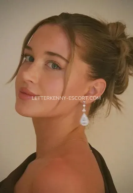 Letterkenny escort Carina — 1