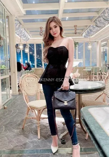Letterkenny escort Andrea — 4