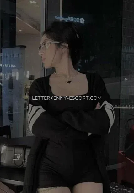 Letterkenny escort Mia — 4