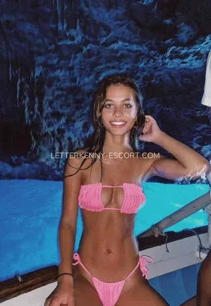 Letterkenny escort Shelby — 4