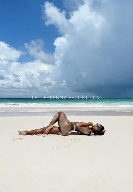 Letterkenny escort Emelie — 4