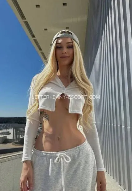Letterkenny escort Ellinor — 1