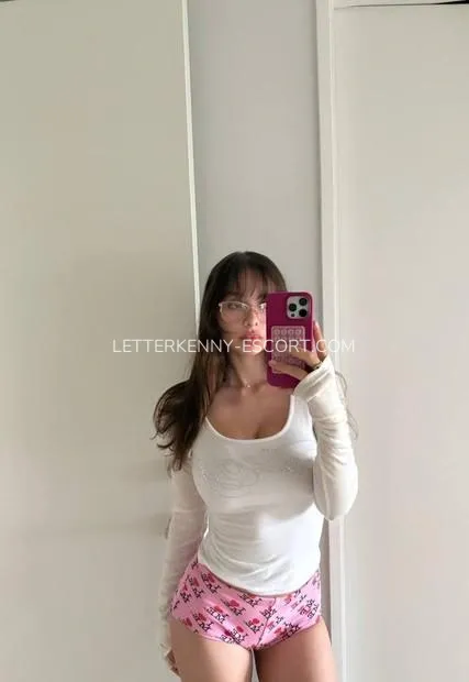 Letterkenny escort Astrid — 2