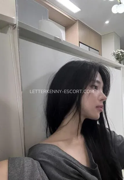 Letterkenny escort Natacha — 3